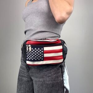 90s‎ Vintage Isaka USA Flag Leather Fanny Pack | Patriotic Festival Belt Purse